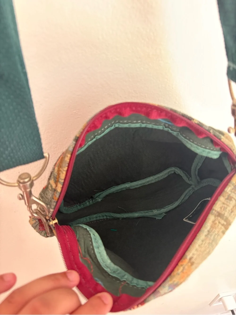 Holdings Fine Accessories Golf Scene Tapestry Crossbody Bag Green Cotton